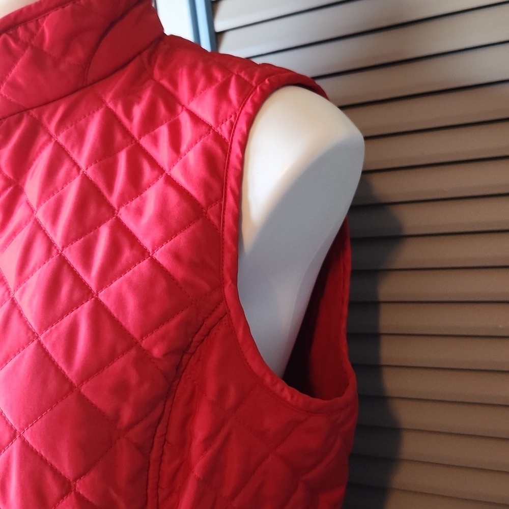 Van Heusen Red Quilted Vest - Picture 7 of 14
